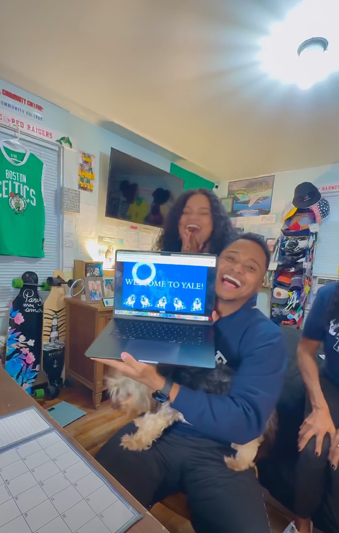 Thalles DeSouza celebrating his Yale acceptance with his family